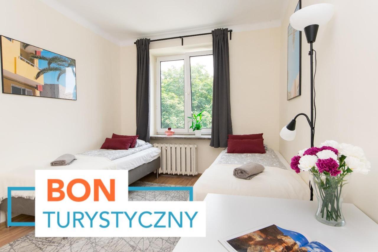 3-Bedroom Flat In City Center P4You Pl Krasków Exteriör bild