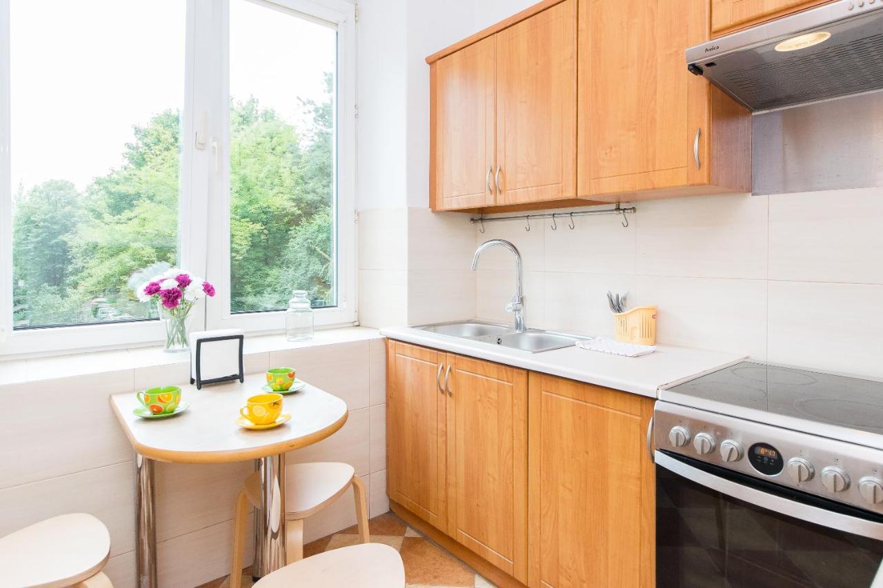 3-Bedroom Flat In City Center P4You Pl Krasków Exteriör bild