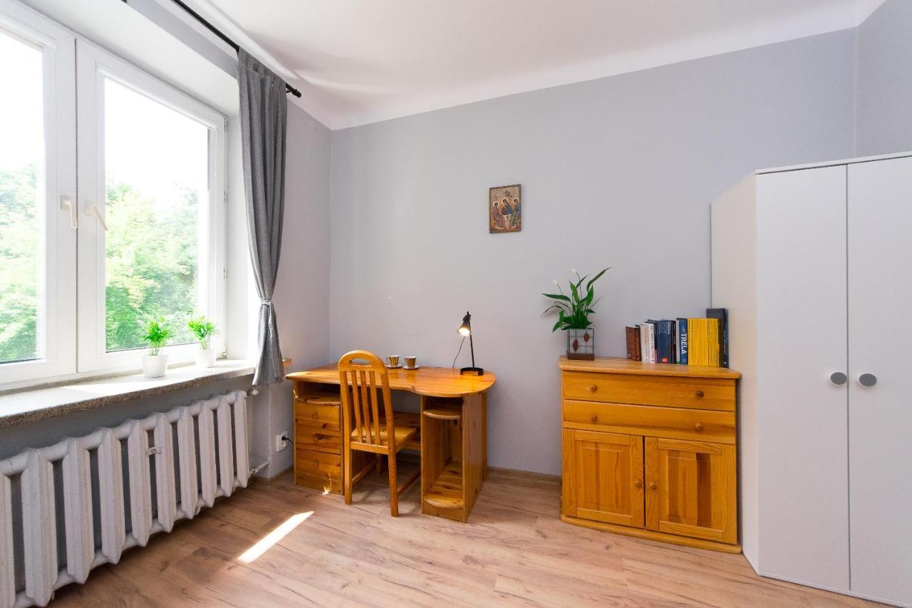 3-Bedroom Flat In City Center P4You Pl Krasków Exteriör bild