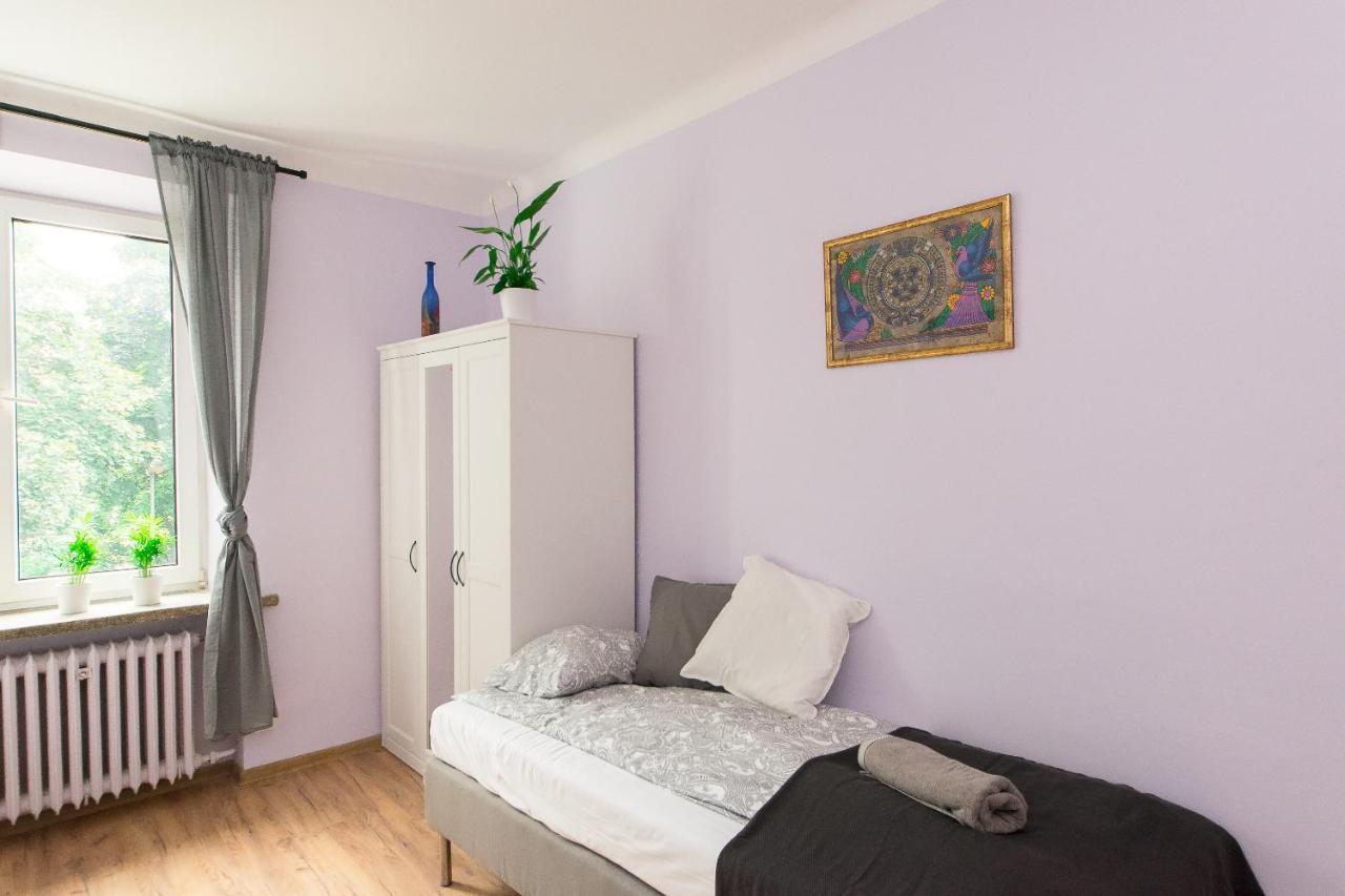 3-Bedroom Flat In City Center P4You Pl Krasków Exteriör bild