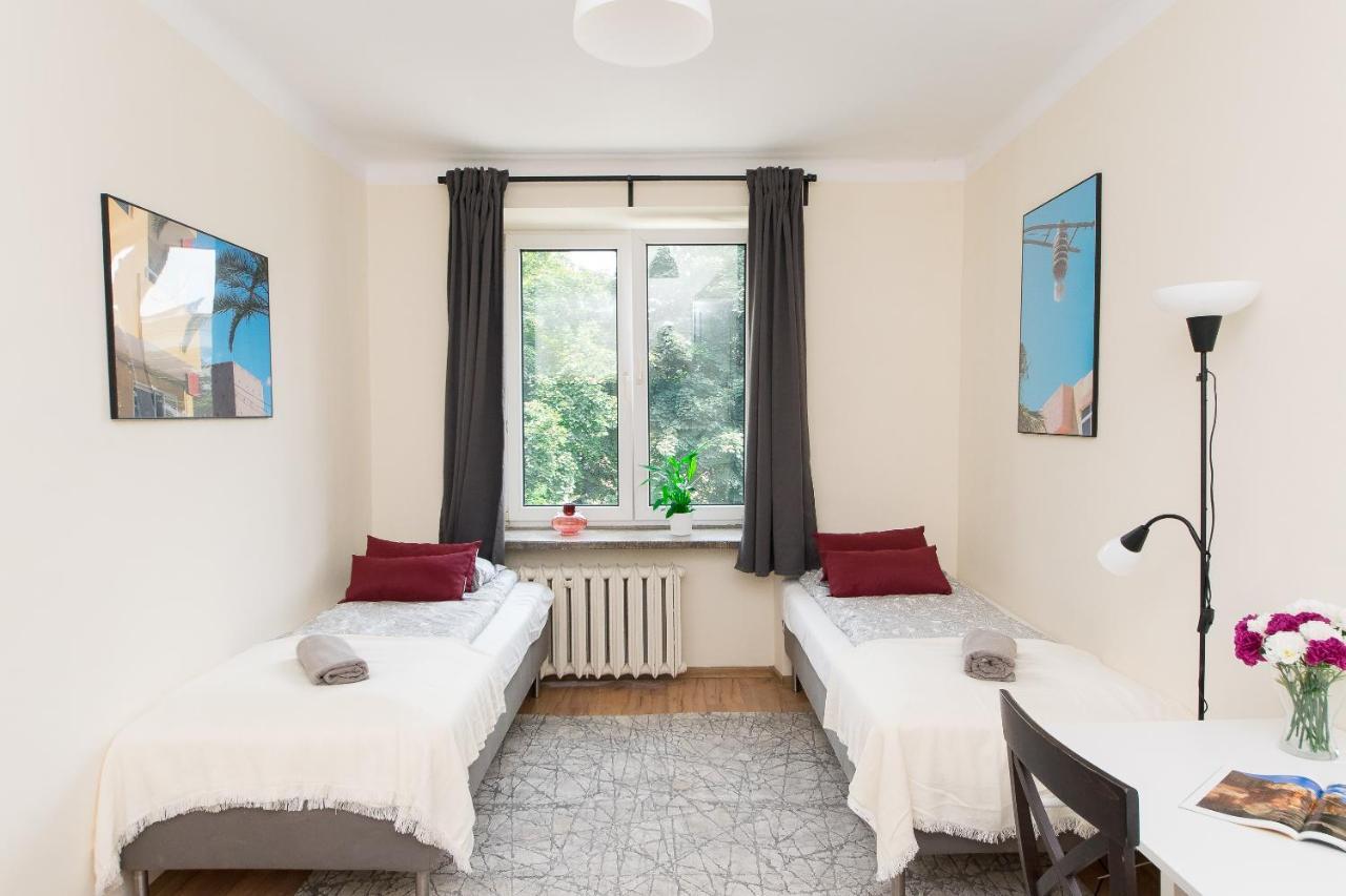 3-Bedroom Flat In City Center P4You Pl Krasków Exteriör bild